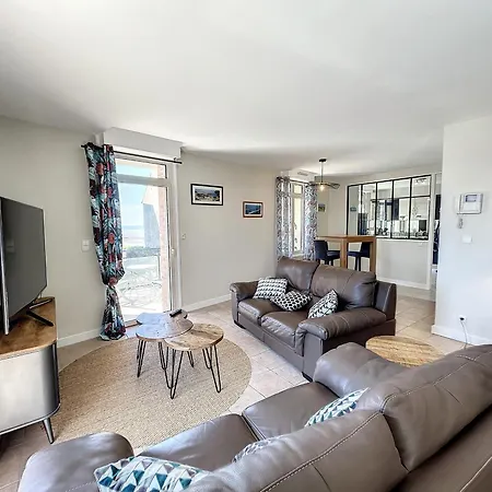 Appartement Renove Avec Ascenseur - Proche Et Centre-ville - Fr-1-361-506 *
