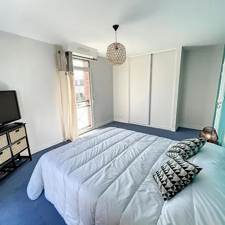 Renove Avec Ascenseur - Proche Et Centre-ville - Fr-1-361-506 Apartment *