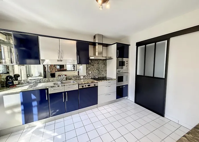 Renove Avec Ascenseur - Proche Et Centre-ville - Fr-1-361-506 * 생-페르-쉬르-메르