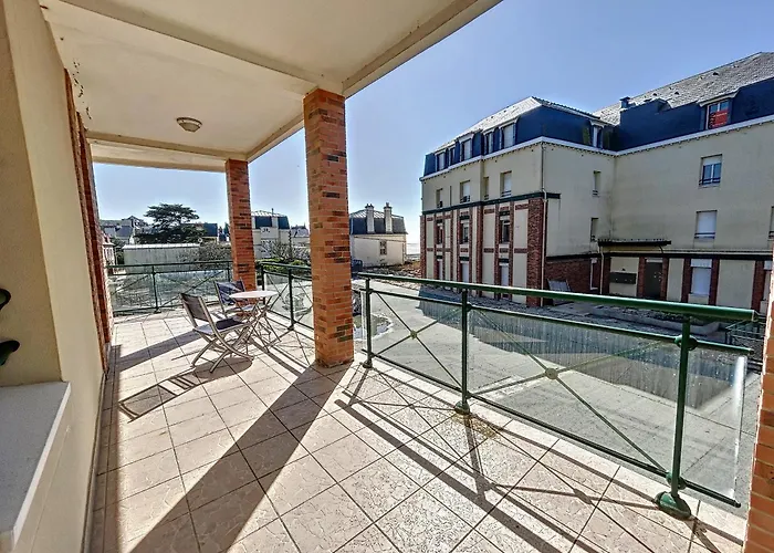 Renove Avec Ascenseur - Proche Et Centre-ville - Fr-1-361-506