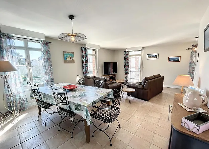 Renove Avec Ascenseur - Proche Et Centre-ville - Fr-1-361-506