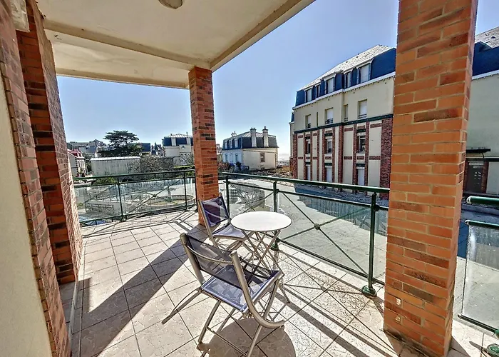 Renove Avec Ascenseur - Proche Et Centre-ville - Fr-1-361-506 아파트 생-페르-쉬르-메르